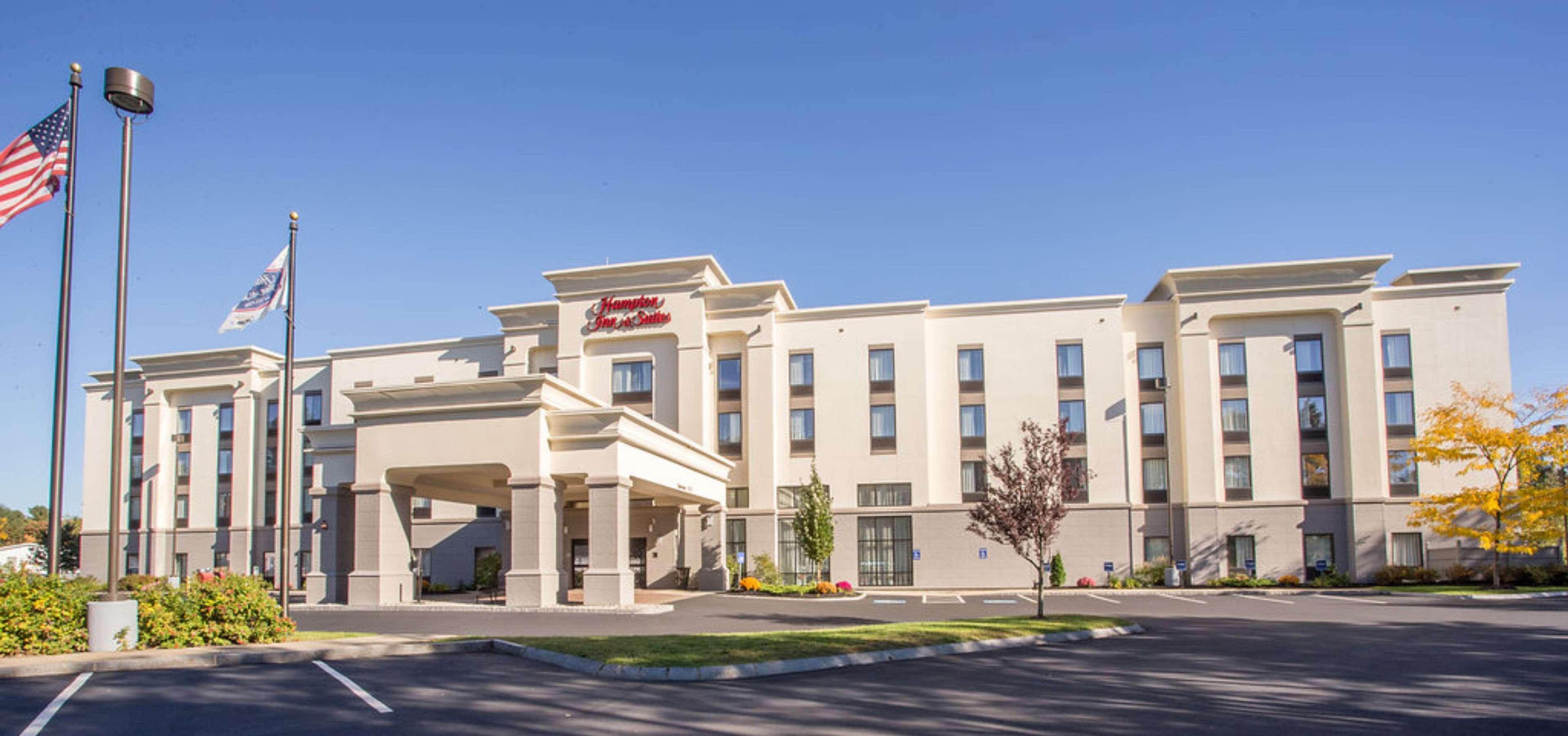 Hampton Inn & Suites Tilton Exterior photo